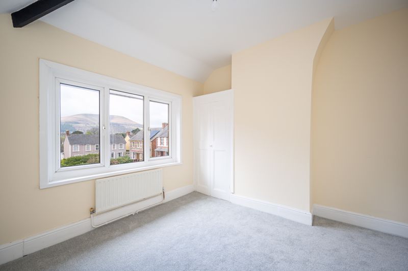 Bedroom- click for photo gallery